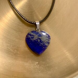 Elegant Blue Heart Pendant Necklace
